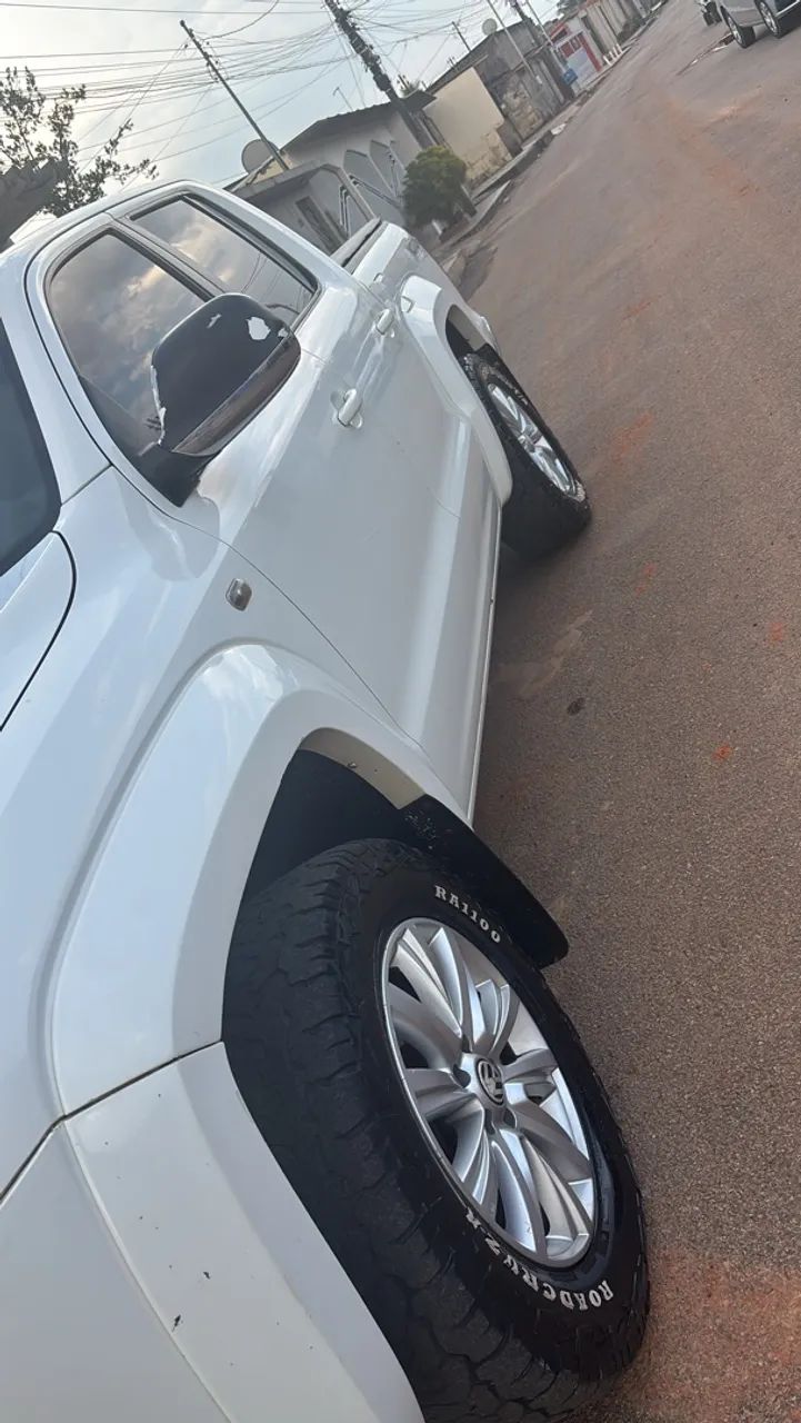 Volkswagen Amarok High.cd 2.0 16V TDI 4X4 Dies. AUT 2013 2013