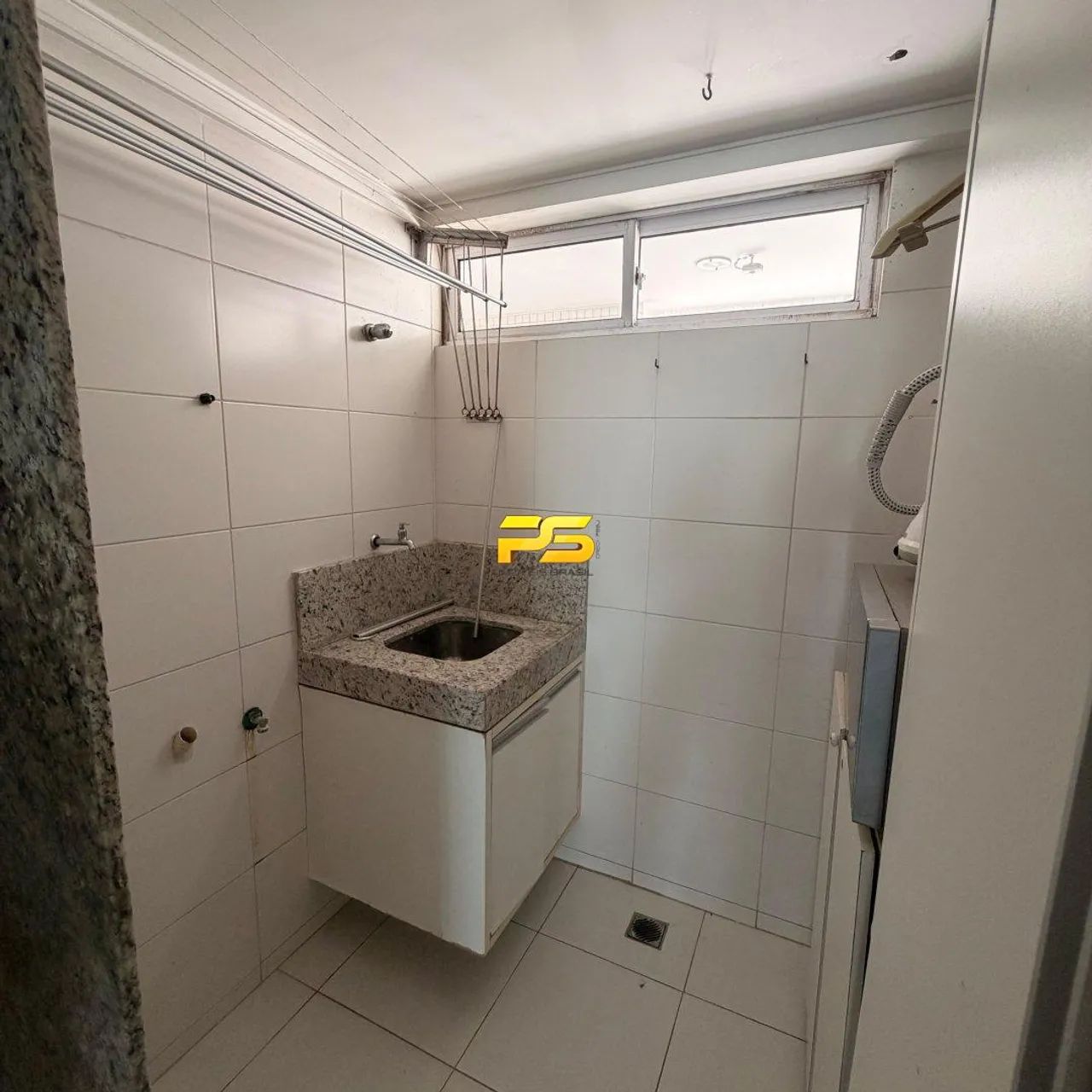 Apartamento 66m² 2 quartos sendo 1 suíte em Intermares para Alugar REF: PS1427
