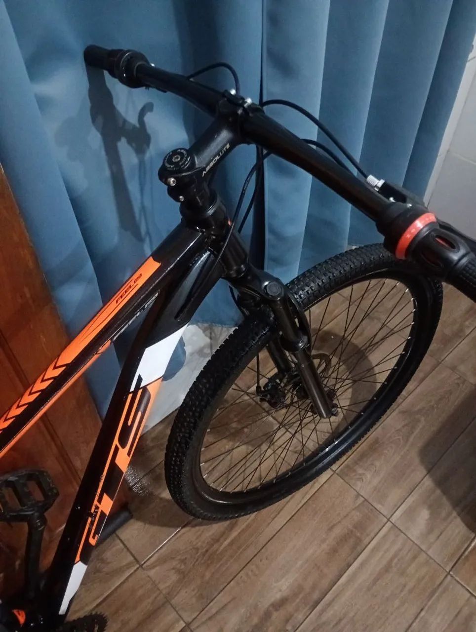 Bicicleta aro 29 freios a disco  - Foto 3