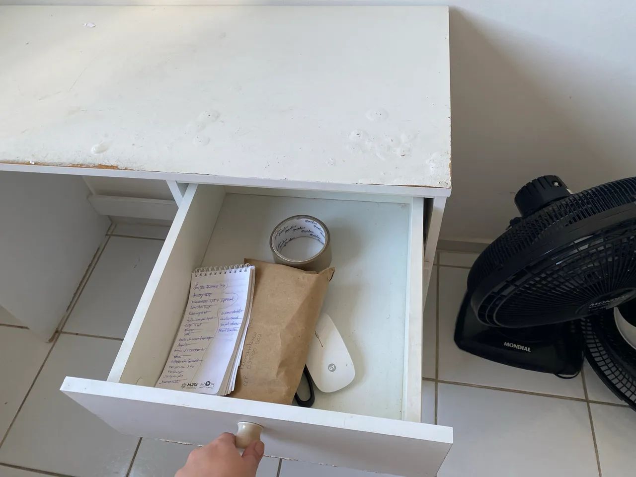 Escrivaninha/ mesa de estudos - Foto 2
