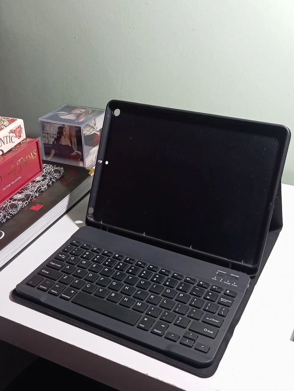 Capa com teclado magnético para iPad 10.2 polegadas - Foto 2