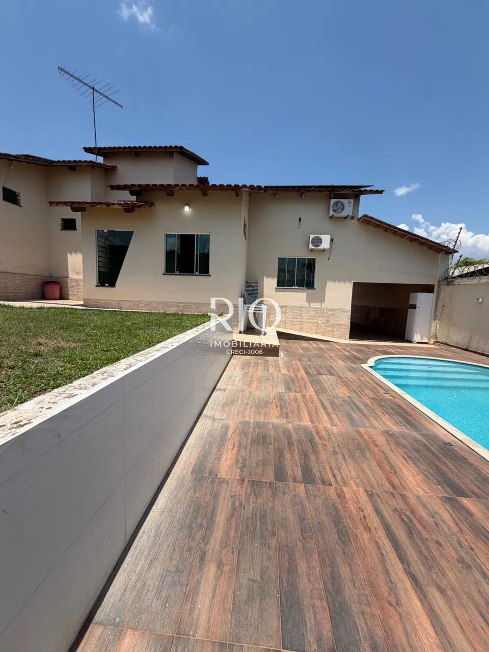 Casa no Jardim Europa com 4 quartos, sendo 1 suíte master.