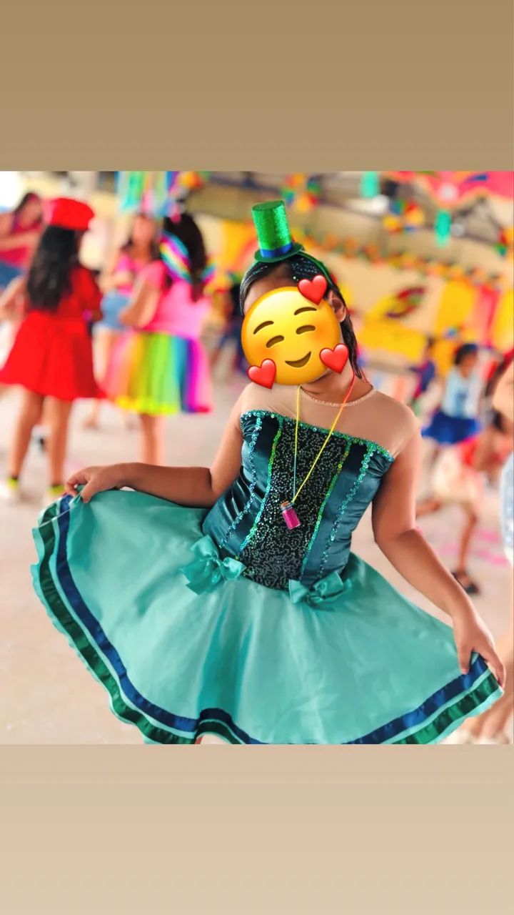 Fantasia luxo chapeleira marca Criatto 