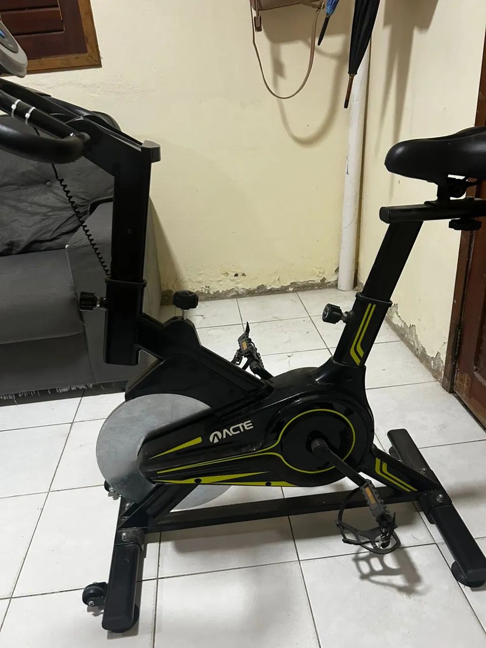 Bicicleta ergométrica marca Acte - Foto 4