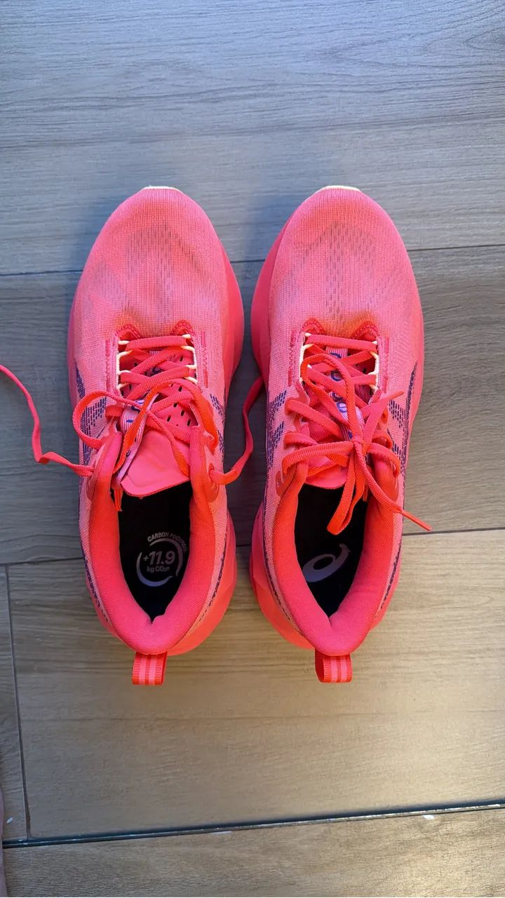Vendo tênis asics novablast 5 - Foto 2