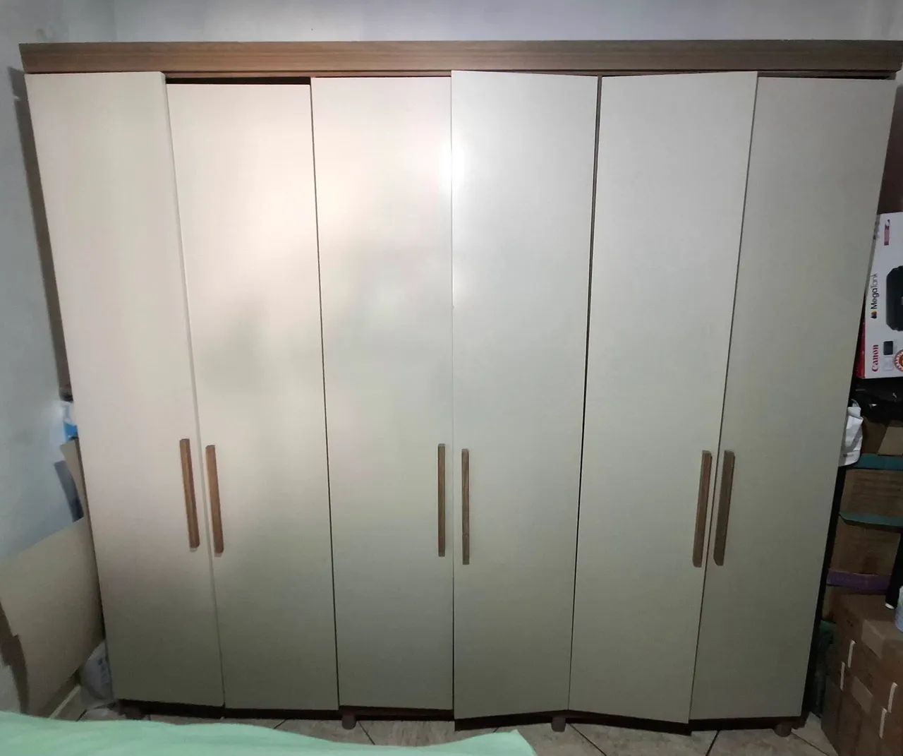Guarda Roupa 6 portas 