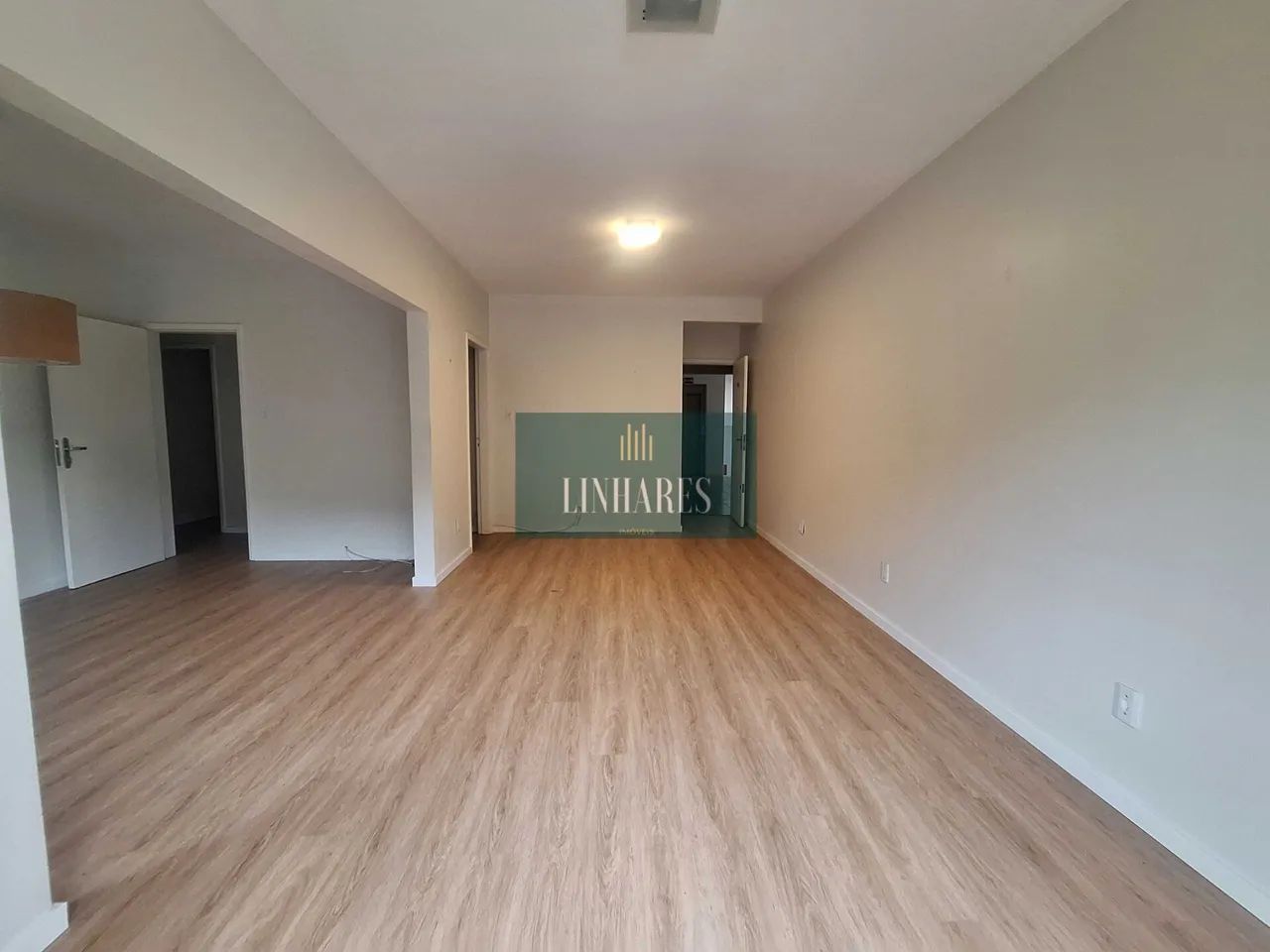 Apartamento Padrão em Coqueiros