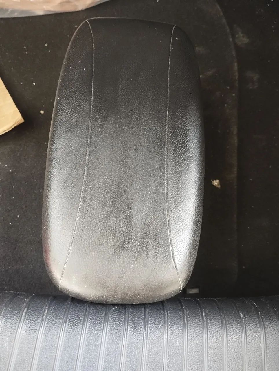 ENCOSTO DE BRAÇO PARA CARRO, UNIVERSAL.