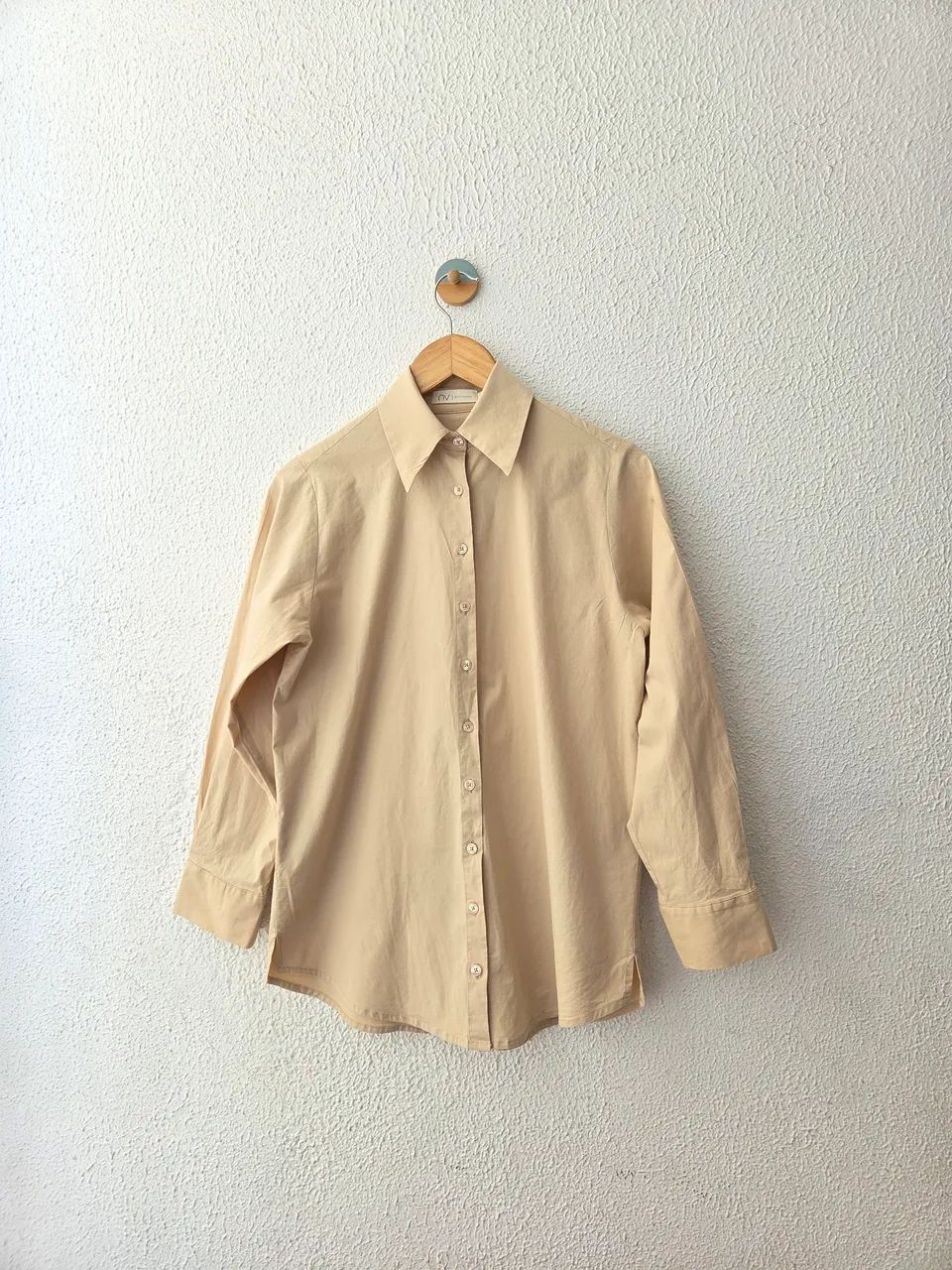 Camisa BYNV cor bege escuro tamanho PP