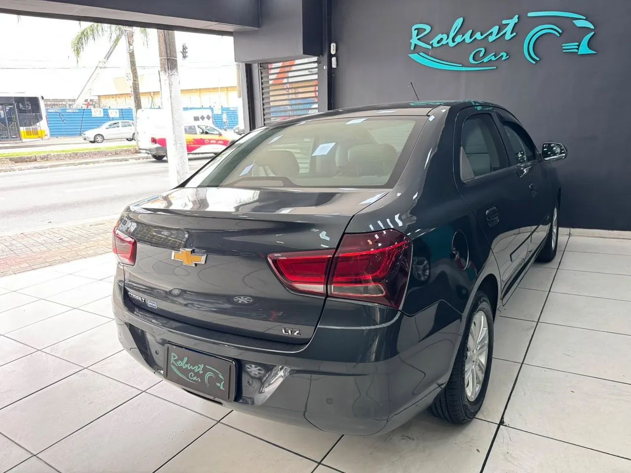 Chevrolet Cobalt LTZ 1.8 8V Econo.Flex 4p Aut., foto 2 de 19
