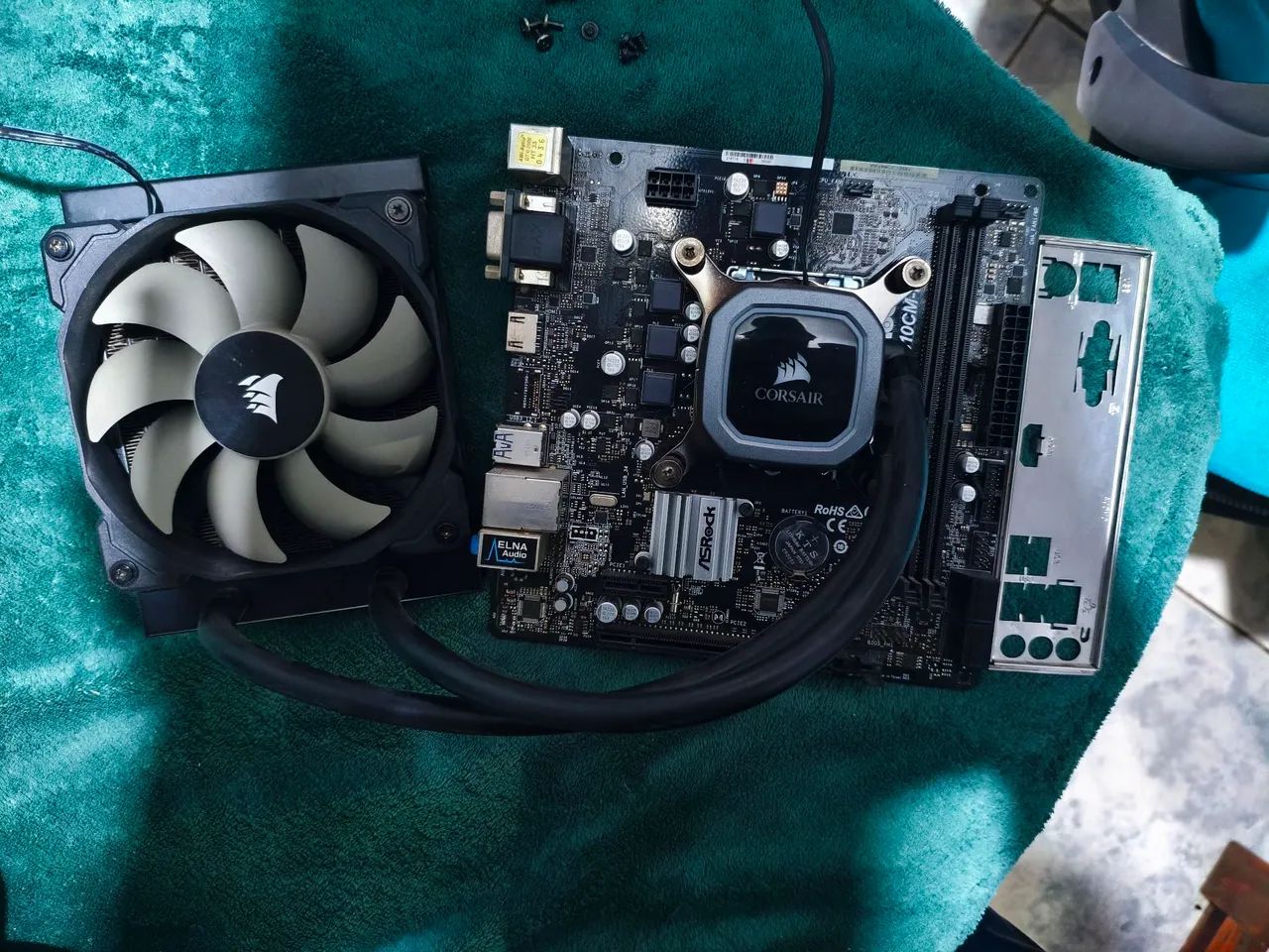 Kit upgrade Intel+Watercooler Corsair+placa mãe 
