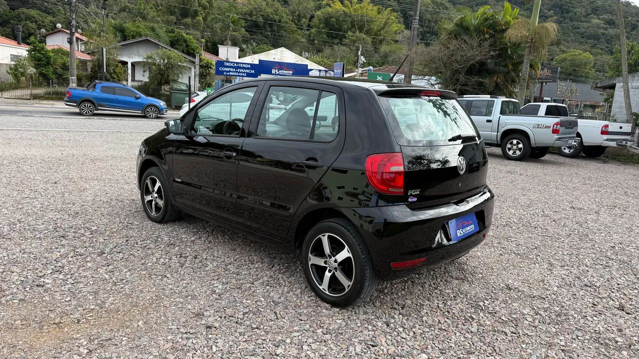 Volkswagen Fox 1.0 MI Total Flex 8V 5P 2012 - Foto 4