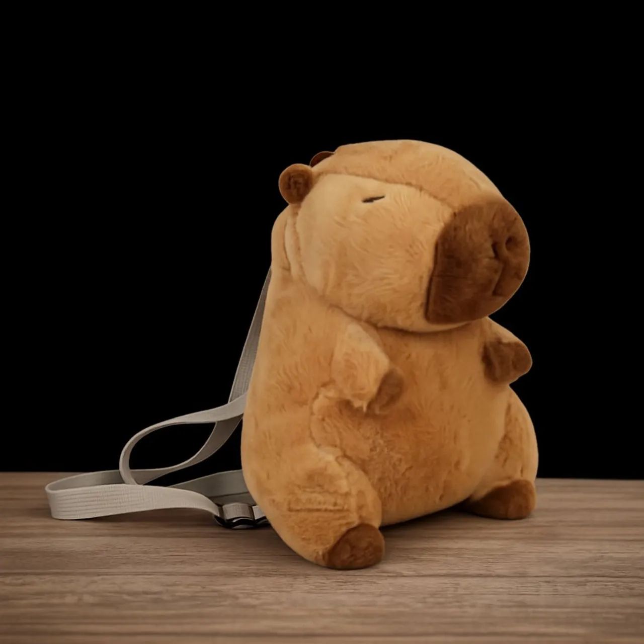 Bolsa de pelúcia capivara 