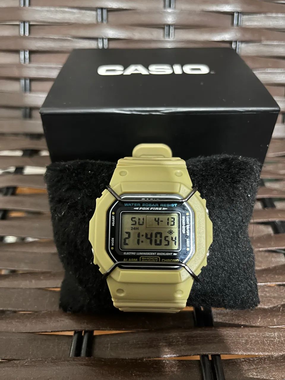 未使用品/G-SHOCK DW-5600E-1 Fox Fire Casio G-Shock Fox Fire DW - 5600E módulo 1545 - Acessórios