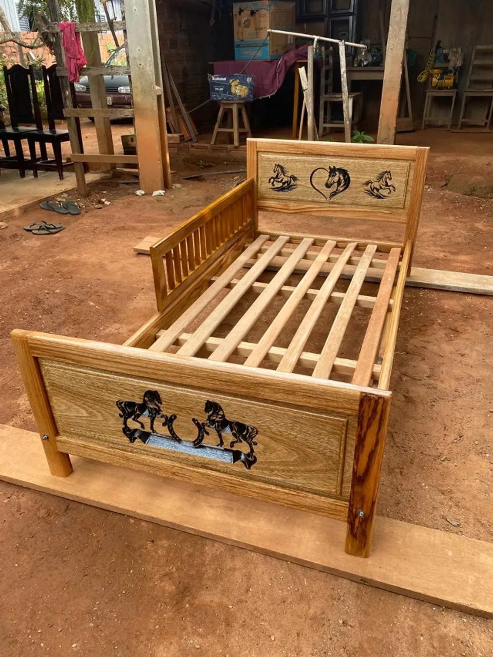 Dormir com Estilo e Qualidade! Cama de Solteiro Artesanal