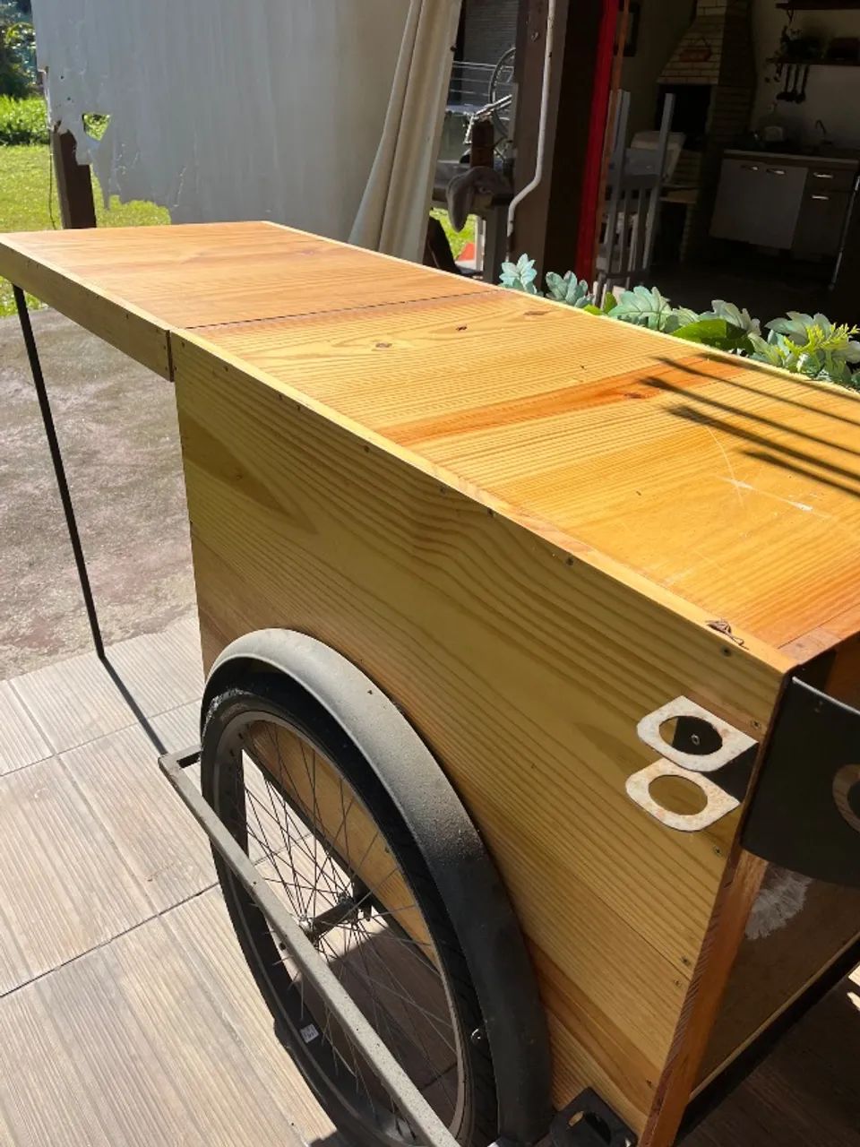 Expositor Dobrável em Madeira - Ideal para Eventos, Feiras e Decoração - Foto 5