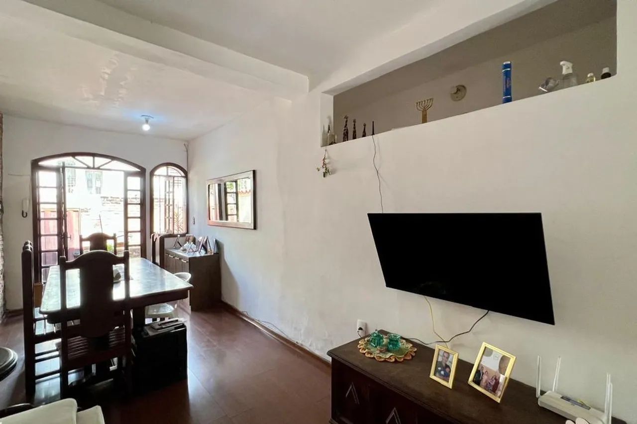 Casa à Venda - Colégio Batista, 3 Quartos, 330 m2 - Foto 3