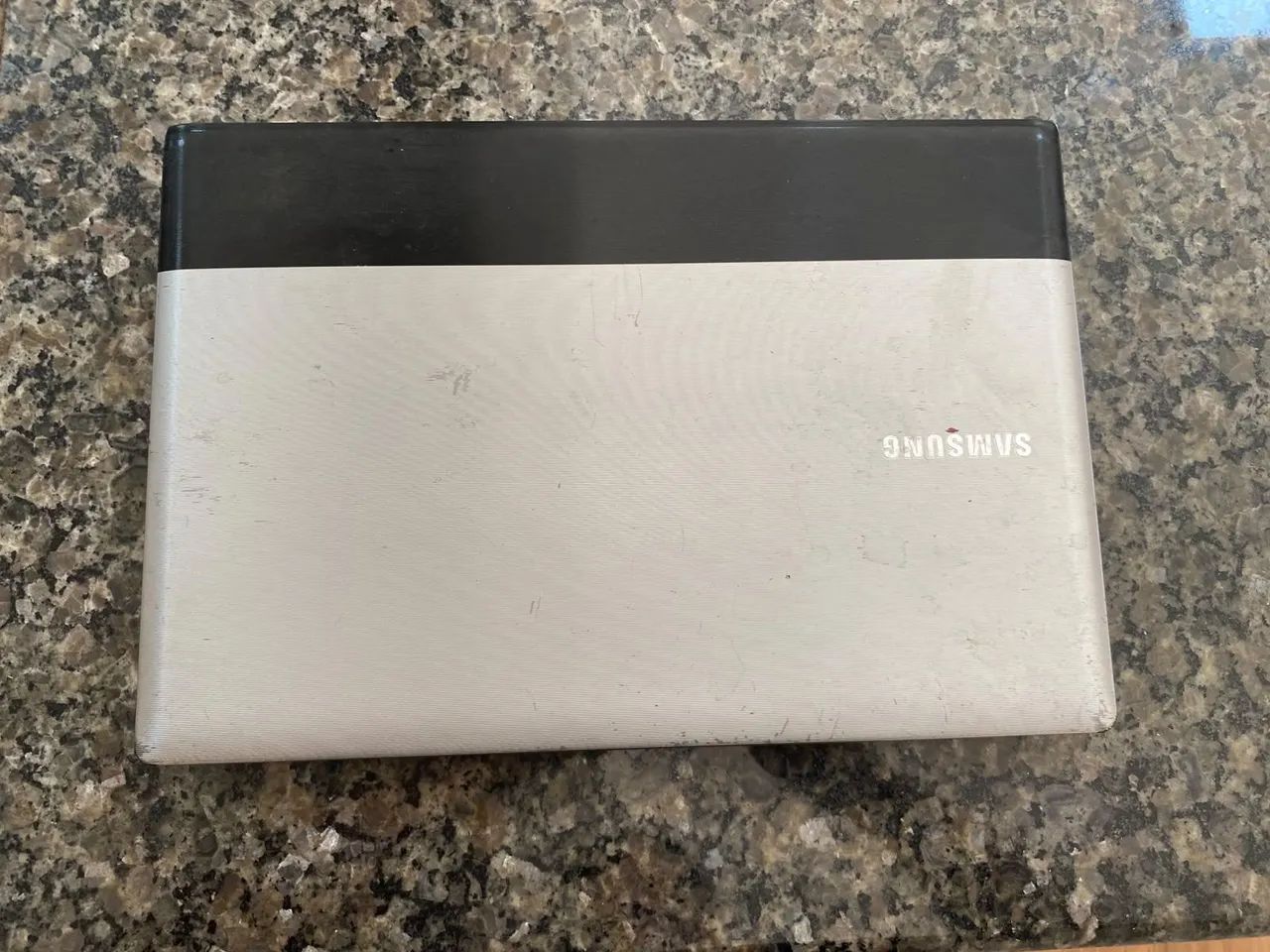 Notebook Samsung usado AMD E-300 APU com Radeon HD Graphics - Foto 4