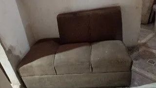 Sofá usado mais bem conservado  120