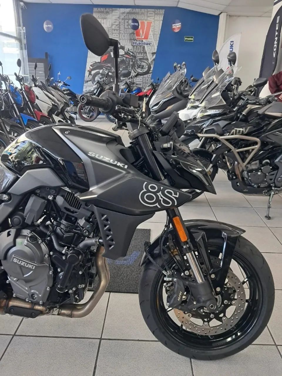 SUZUKI GSX-8S  - Foto 5