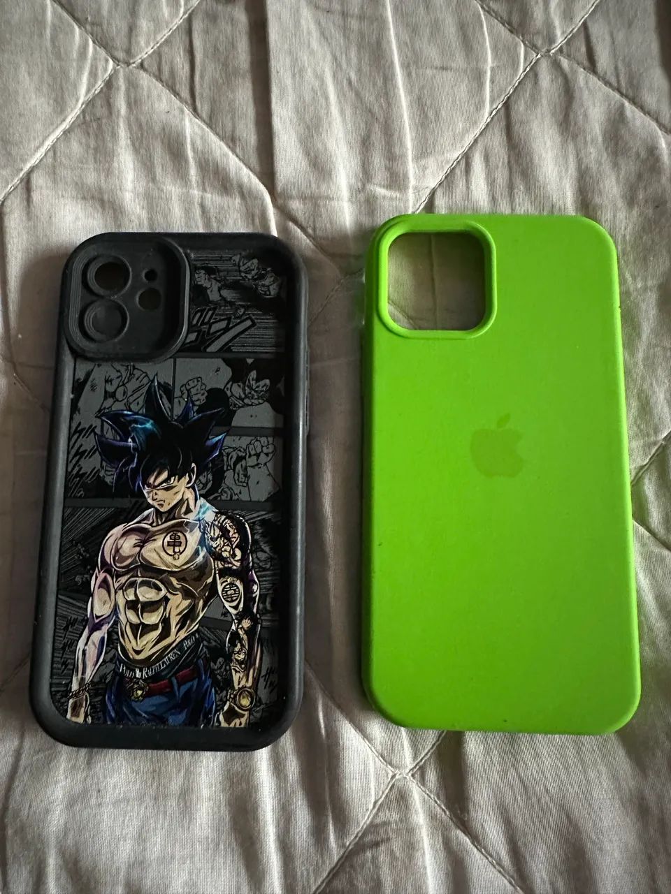 Duas Capas  para iPhone 12