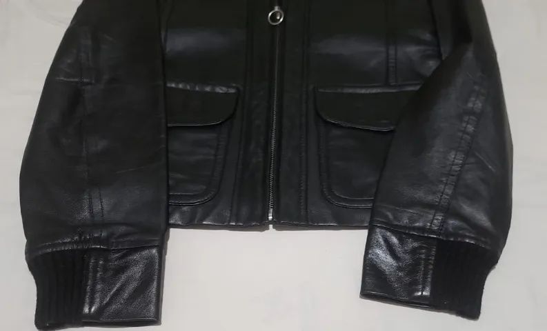 Casaco em couro preto Mango - Foto 4