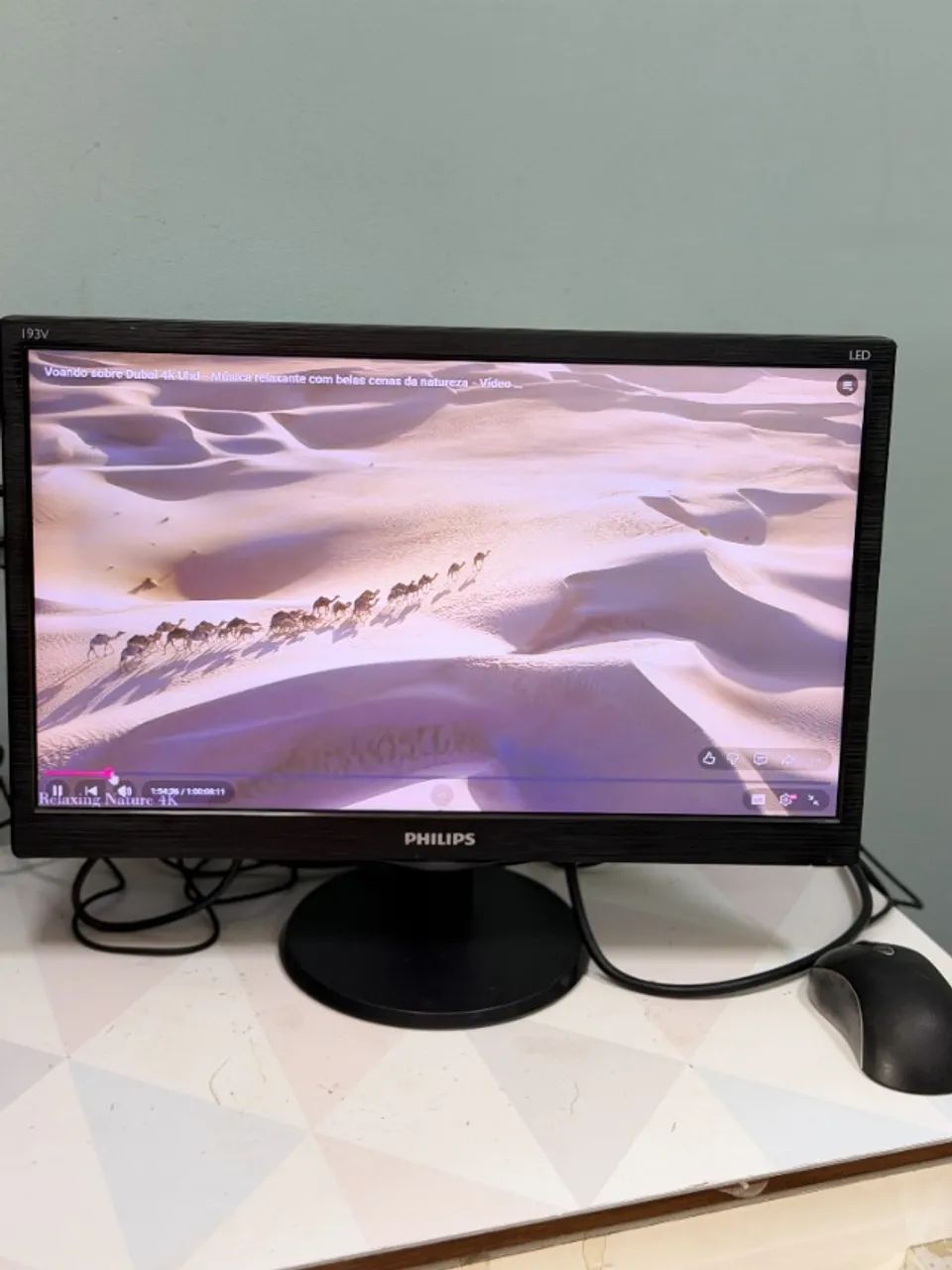 Monitor LED 19 Polegadas Philips 193V5 HDMI e VGA - Imagem Impecável   - Foto 3