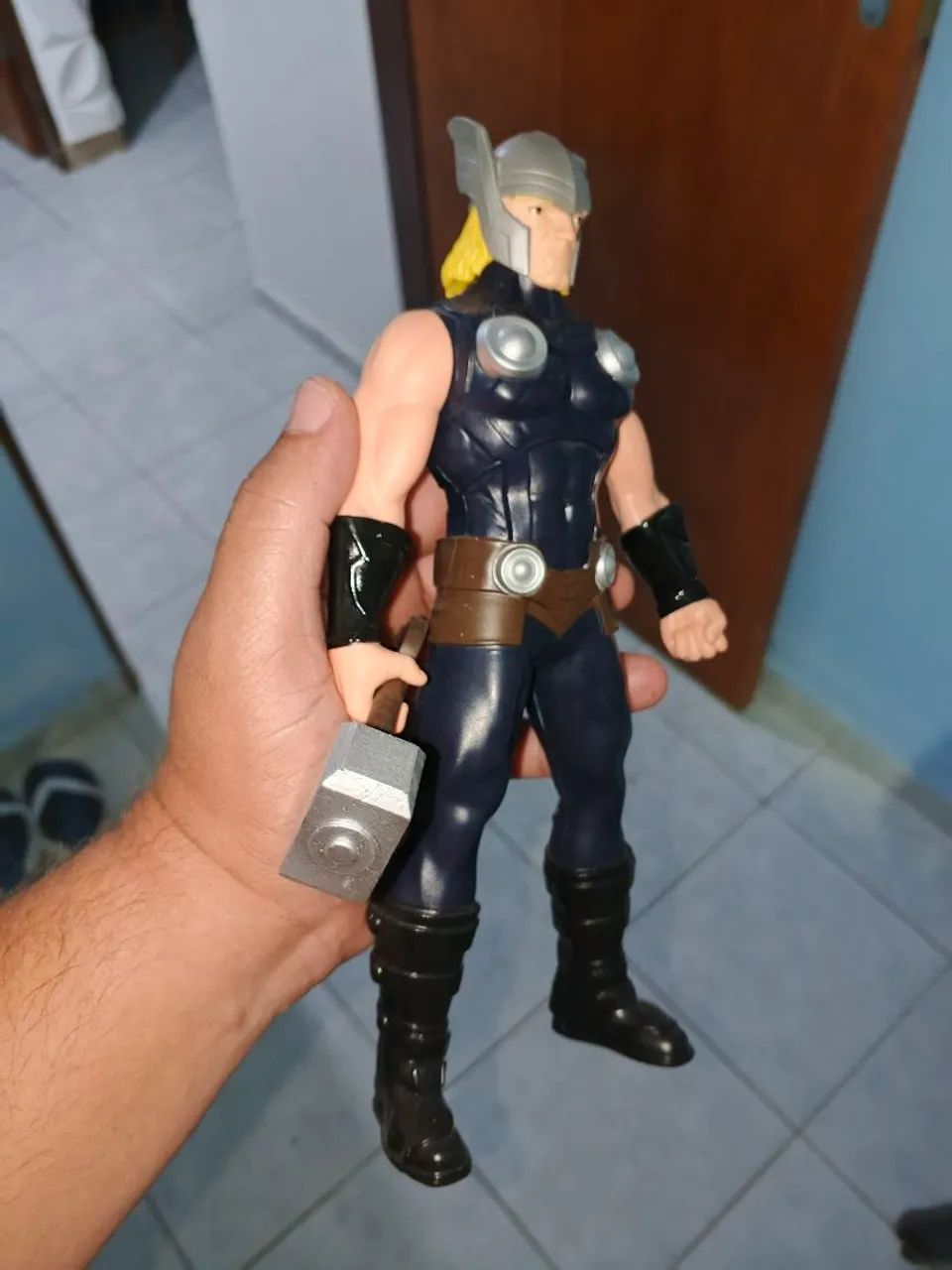 Bonecos Thor e Venom  - Foto 4