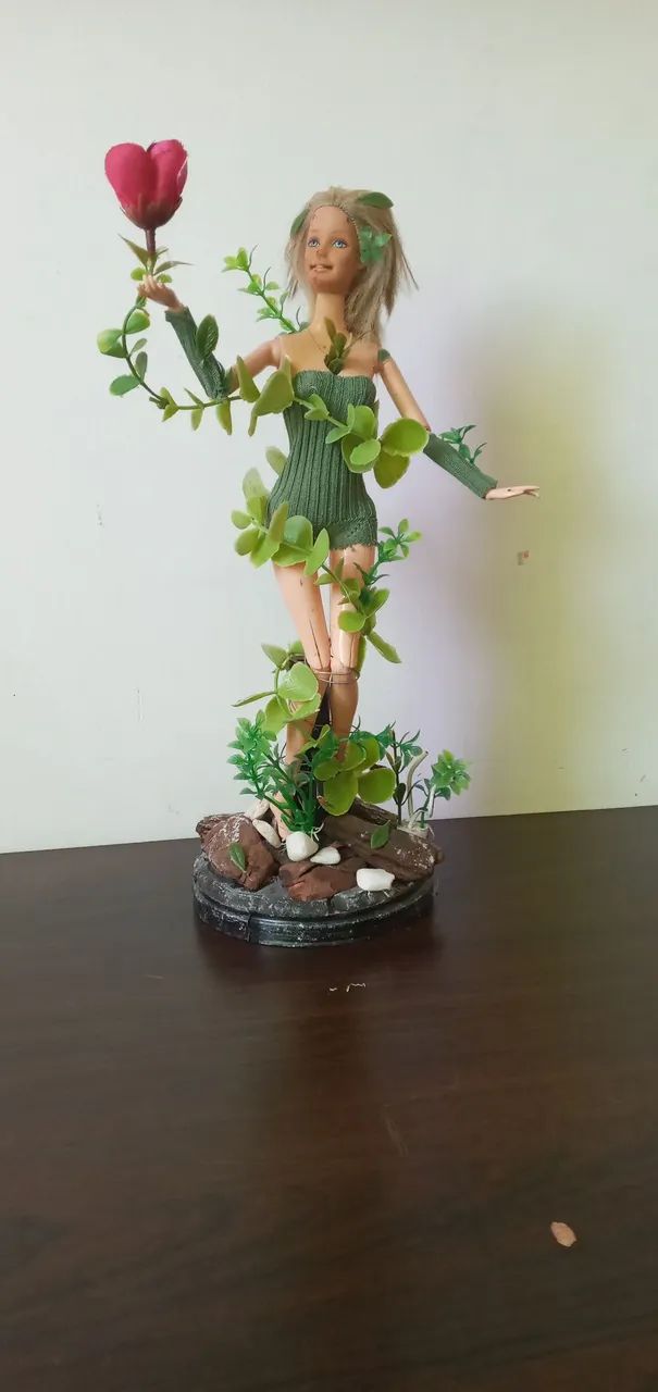 Boneca tipo escultura  - Foto 3