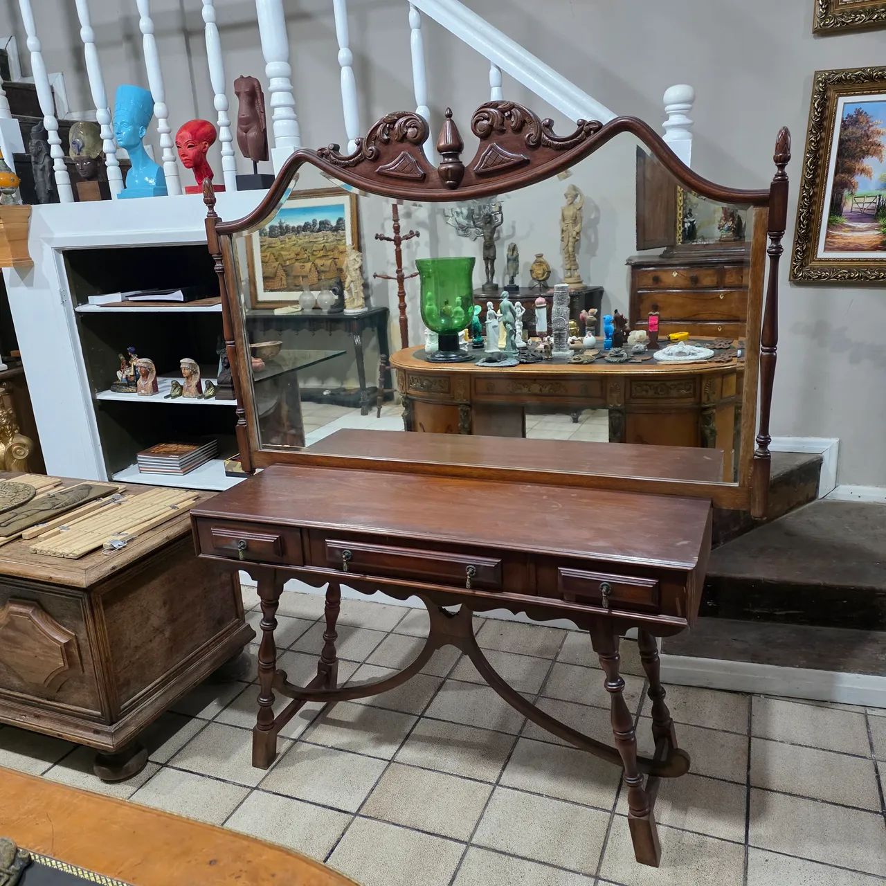 Móveis antigos, penteadeira antiga, antiguidades  - Foto 4