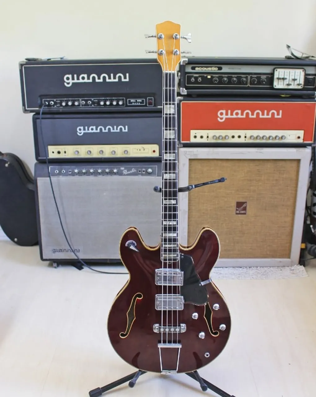 Baixo Squier Precision Japan 1993 - Instrumentos musicais - Centro