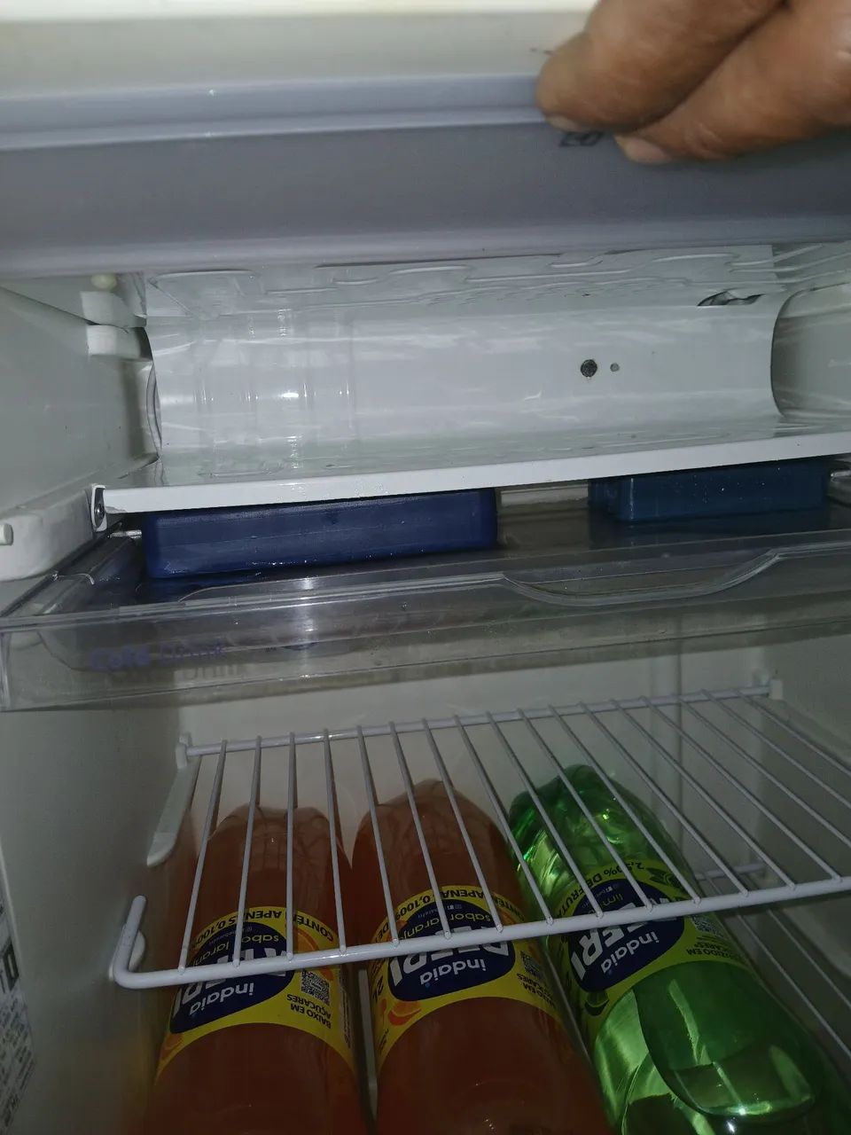 Vende-se geladeira frigobar  - Foto 3
