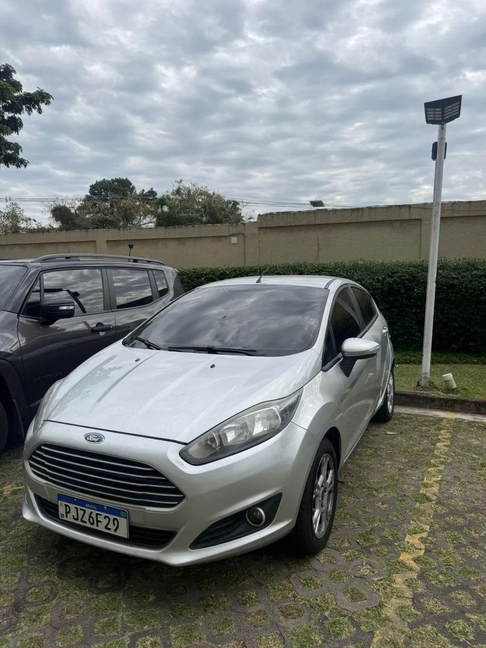 Ford Fiesta Fiesta 1.6 16V Flex Aut. 5p 2016