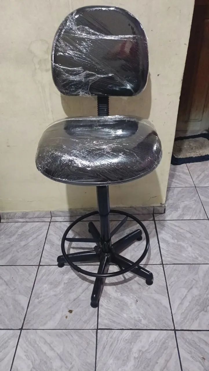Cadeira para caixa de supermercado 