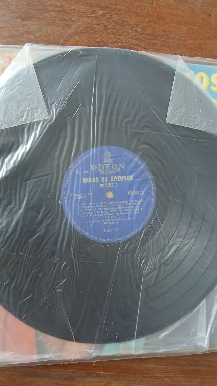 1 lp idolos da juventude 1965 usado  - Foto 3