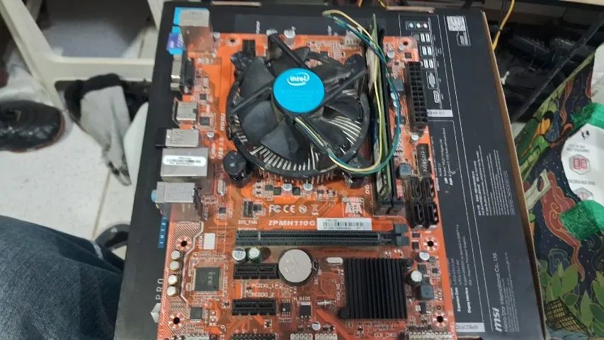 Kit I3 7100 + Placa mãe + memoria 4gb - Foto 2