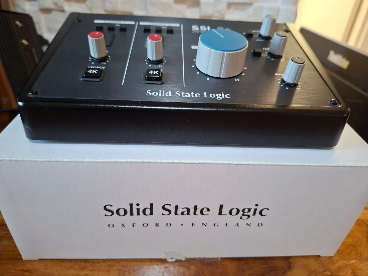 Interface Solid State Logic SSL 2+ - Instrumentos musicais