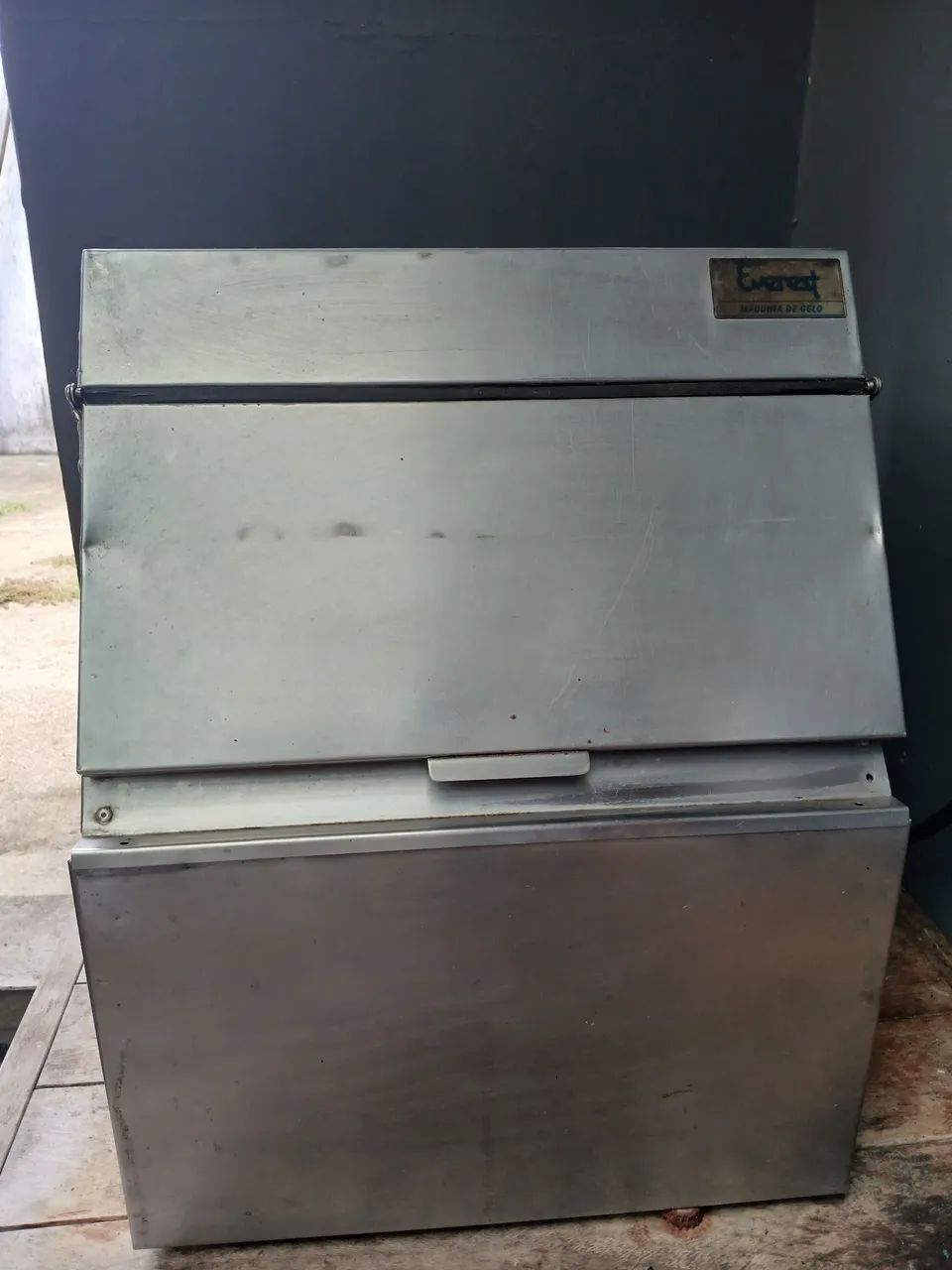Maquina gelo Everest DIVIDIMOS EM ATE 10X NO CARTAO 
