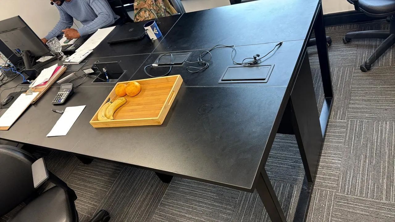 Mesa estação de traballho para escritório 