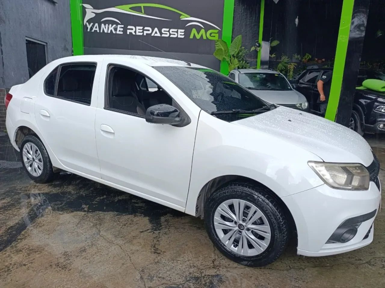 Renault Logan 2022