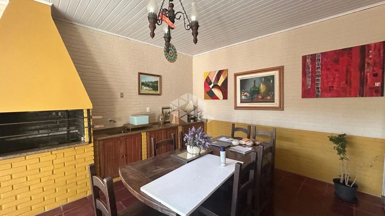 Casa residencial ampla e plana com 4 dormitórios em Coqueiros - Florianópolis - Foto 3