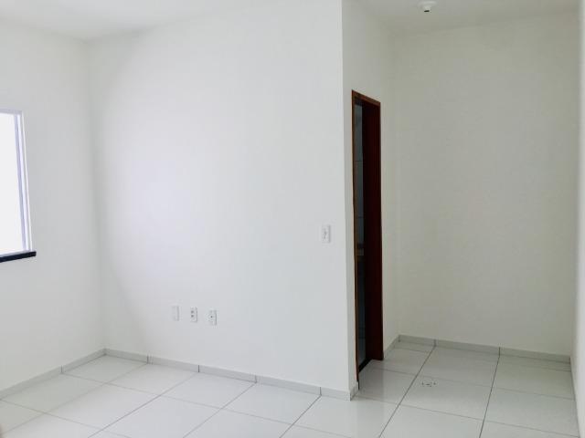 Linda casa com documentação grátis 3 quartos e 2 banheiros - Foto 12