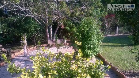 Linda pousada em Garopaba, 6 casas de 1 e 2 dormitórios, área de 12.000 m², arborizada. - Foto 5