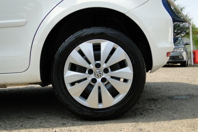 VOLKSWAGEN POLO 1.6 MI 8V FLEX 4P MANUAL. - Foto 13
