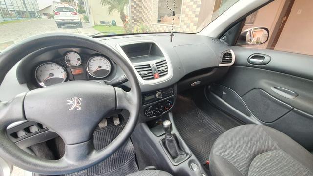 Peugeot 207 1.4 Flex único dono. 2013/2013 - Foto 4