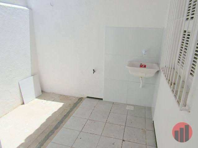 Casa para alugar, 70 m² por R$ 670,00 - Castelão - Fortaleza/CE - Foto 5