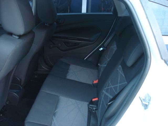 Fiesta Hatch 1.5 S Completíssimo de Única Dona Tirado em Goiânia Super Novo - Foto 11