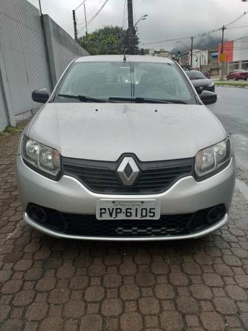Sandero Authentique 1.0 flex