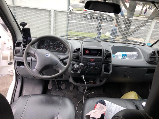 Ducato 2.8 13 lugares - Foto 8