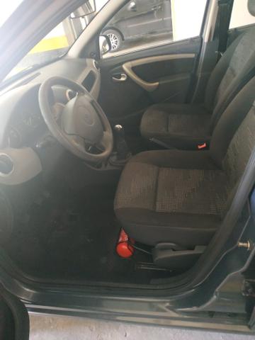 Sandero em ótimo estado - Foto 2